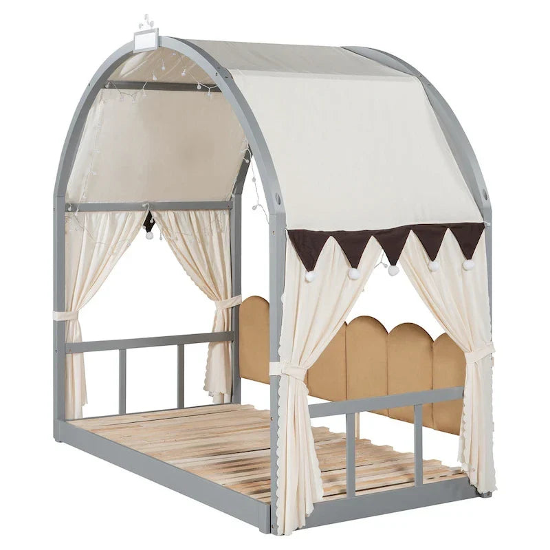 Letto Montessori a piattaforma in legno massello a forma di casetta, con tetto ad arco e letto estraibile, per bambine e bambini