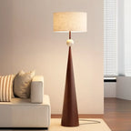 Moderne konisch zulaufende Metall-Stehlampe mit Stoffschirm