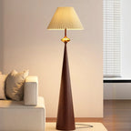 Moderne konisch zulaufende Metall-Stehlampe mit Stoffschirm