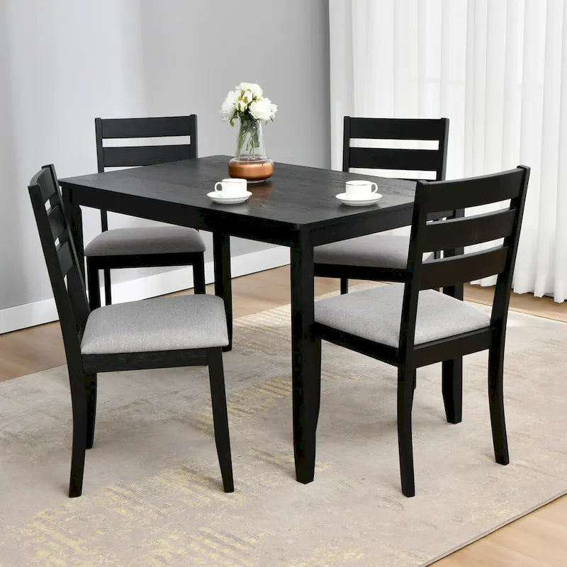 Set da pranzo composto da 5 pezzi in legno massello, 47 L (1 tavolo + 4 sedie con schienale a doghe)