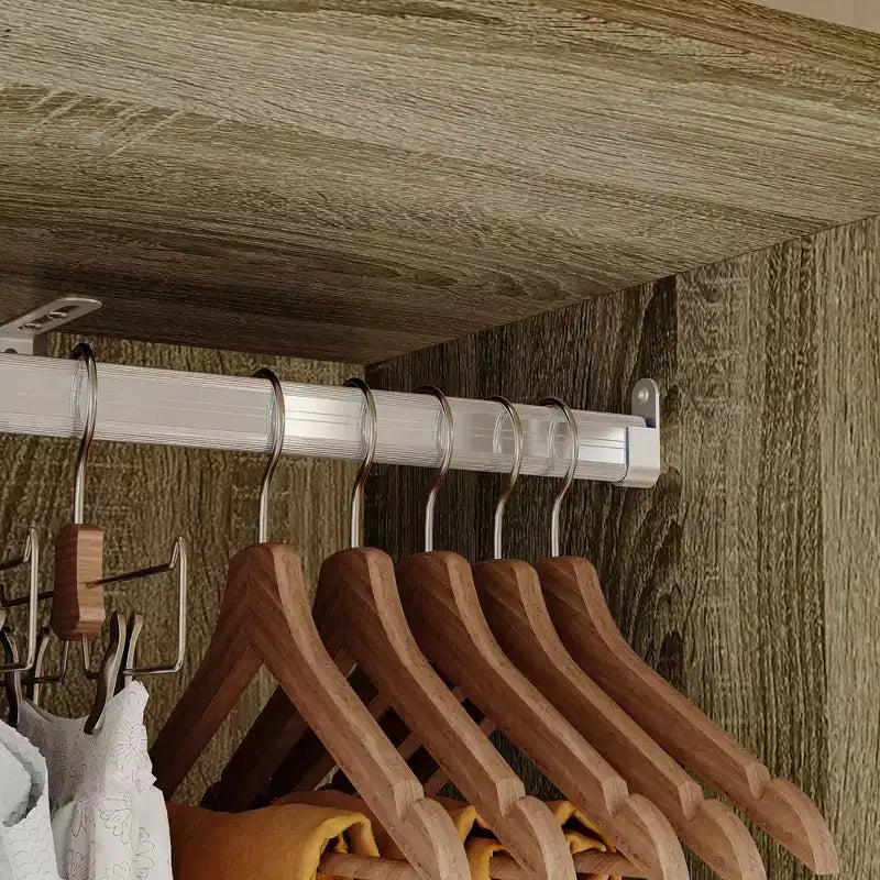 Famapy Rattan-Kleiderschrank mit 3 Schubladen, Schrank mit 3 atmungsaktiven Rattantüren, hoher Stauraumschrank im Landhausstil für das Schlafzimmer