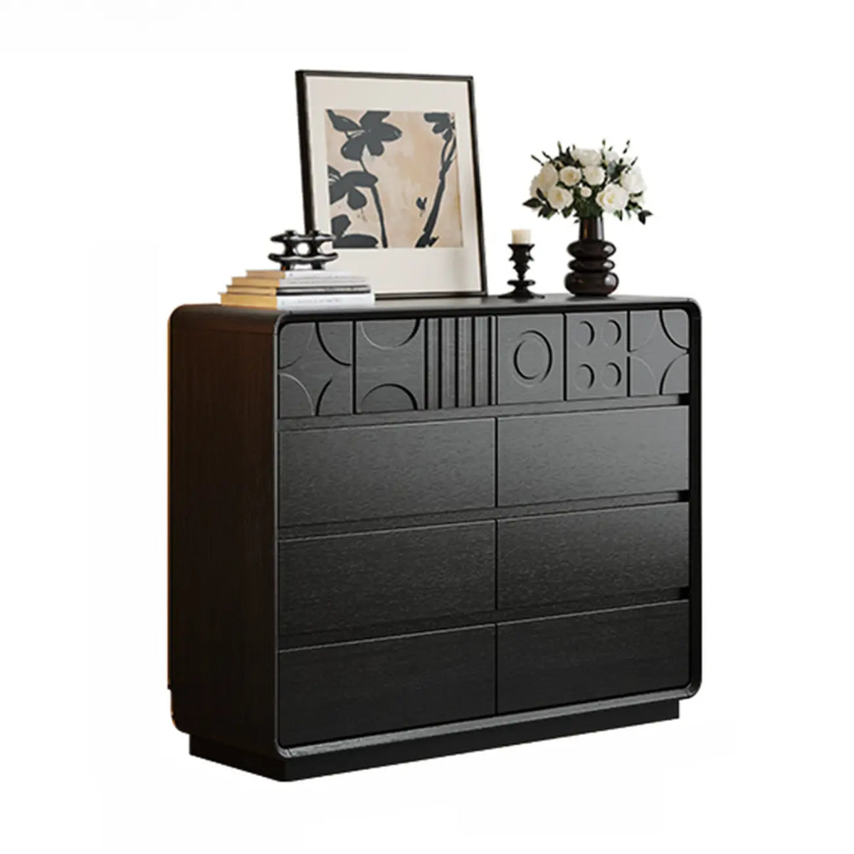 Houten ladekast geïnspireerd op art deco met geometrisch houtsnijwerk