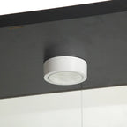 Verlichte glazen kast met twee deuren, glazen vitrinekast met 4 planken, zwart