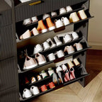 Moderne witte schoenenkast met 3 klepdeuren, 2 kleine laden en haak, smalle schoenenkast met geribbelde voorkant voor de hal