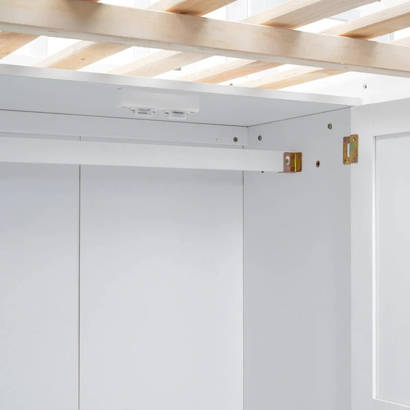 Sodda Loft Full mill-Arżnu b’Desk u Ħażna
