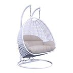 Poltrona sospesa a uovo LeisureMod per 2 persone con supporto - Altalena da patio in rattan intrecciato per esterni/interni, chaise longue con cuscini