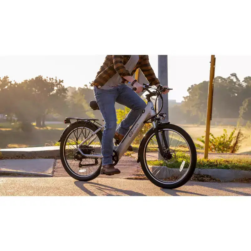 GoPowerBike GoVelo elektrische fiets voor volwassenen | Uit de doos gehaald
